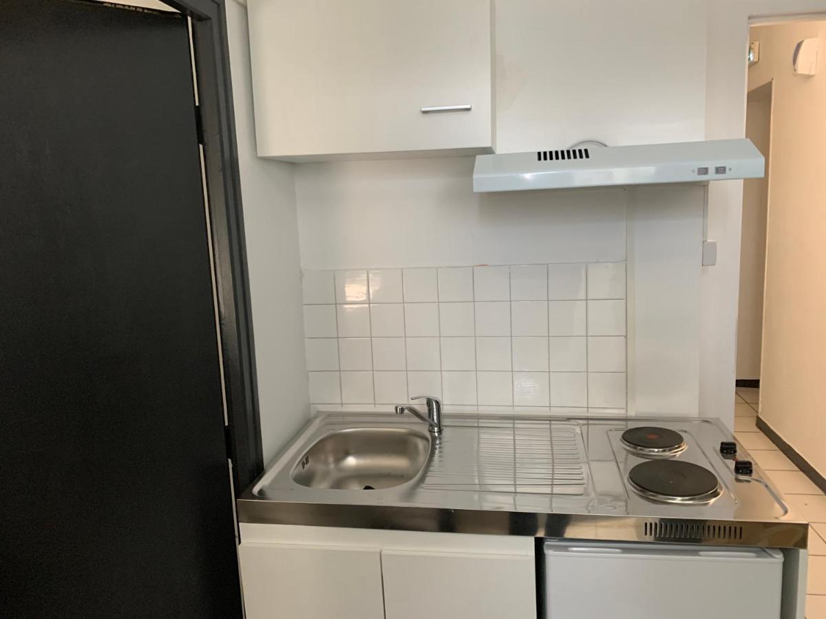 Hotel Le Cosy Pont-de-Cheruy Bagian luar foto