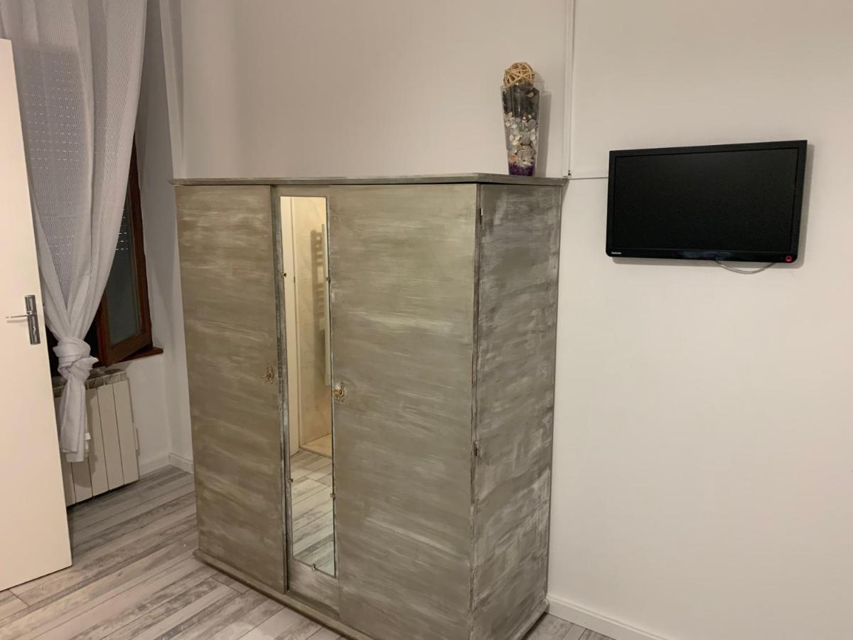 Hotel Le Cosy Pont-de-Cheruy Bagian luar foto