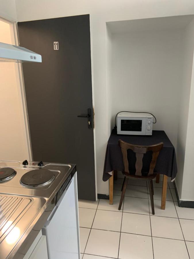 Hotel Le Cosy Pont-de-Cheruy Bagian luar foto